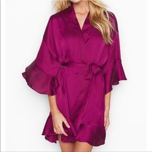 Victoria’s Secret flounce pink satin robe flare Ruffle sleeves XS
